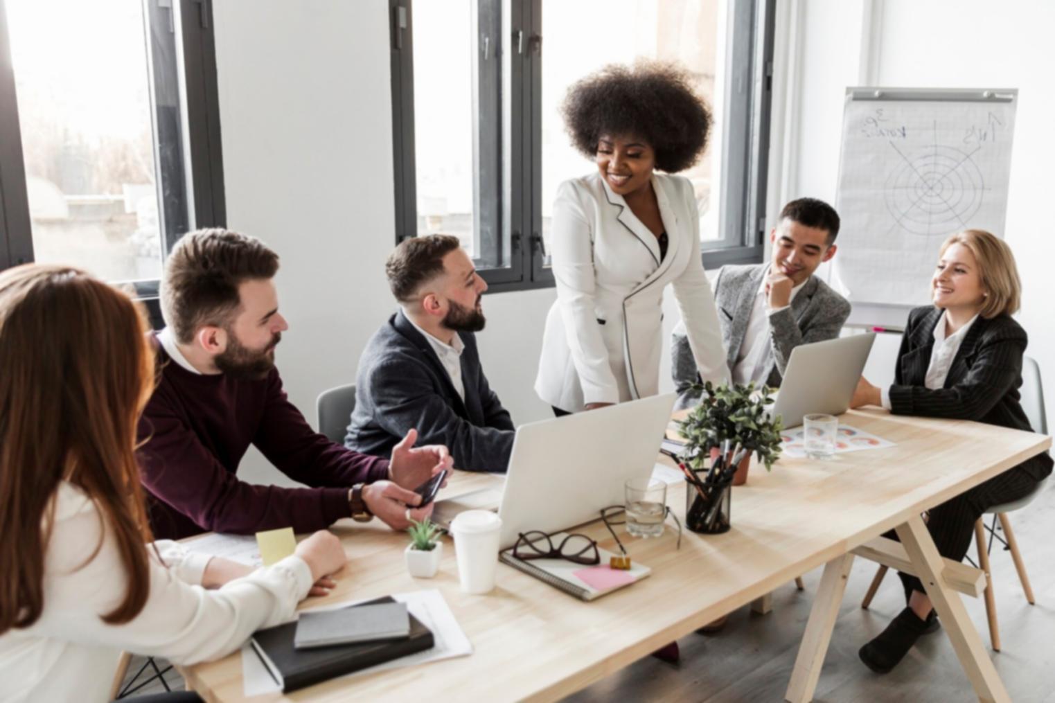 Praktische Budgetplanung mit Zielsetzung und realistischer Finanzstruktur